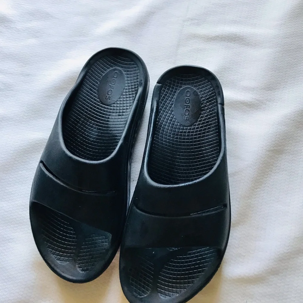 Oofos Black Slide Sandals